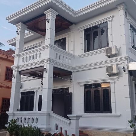 Inthavong Hotel/Guest House Vangviang Kültér fotó