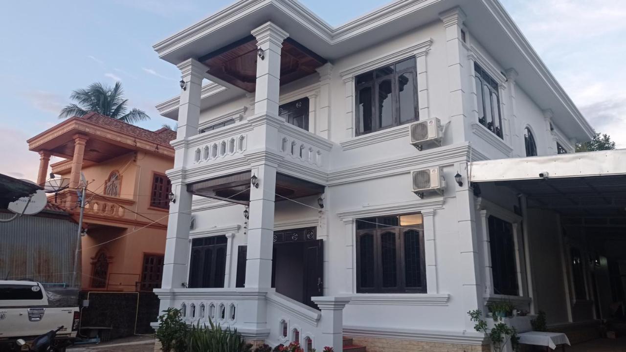 Inthavong Hotel/Guest House Vangviang Kültér fotó