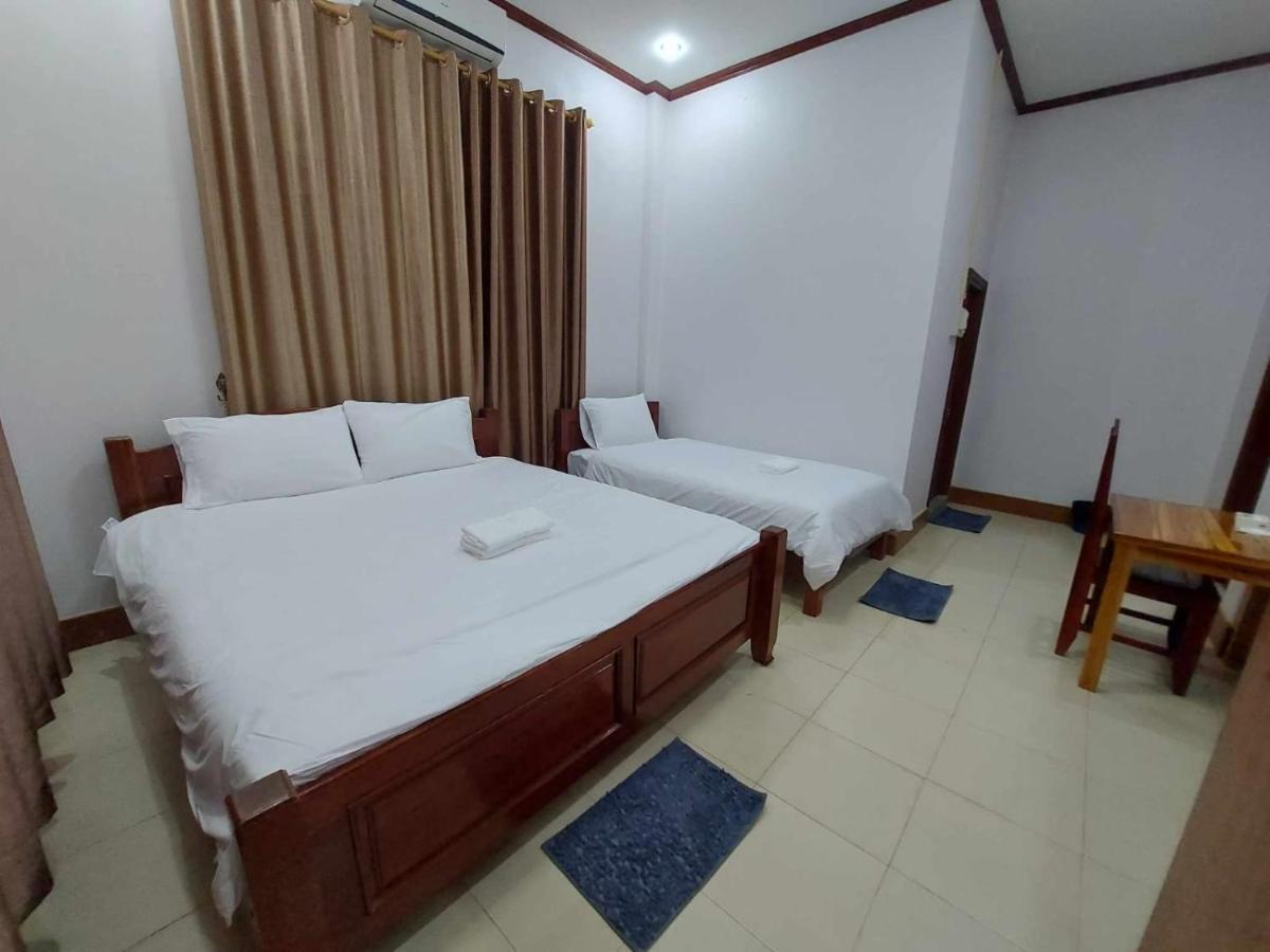 Inthavong Hotel/Guest House Vangviang Kültér fotó