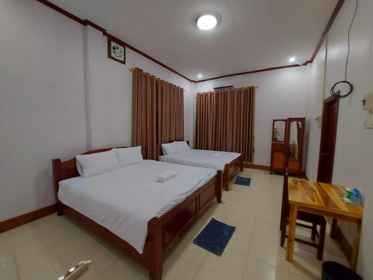 Inthavong Hotel/Guest House Vangviang Kültér fotó